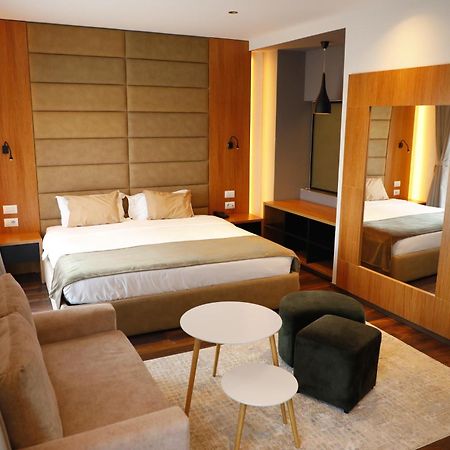 Olivia'S Hill Resort Kryemëdhej 외부 사진