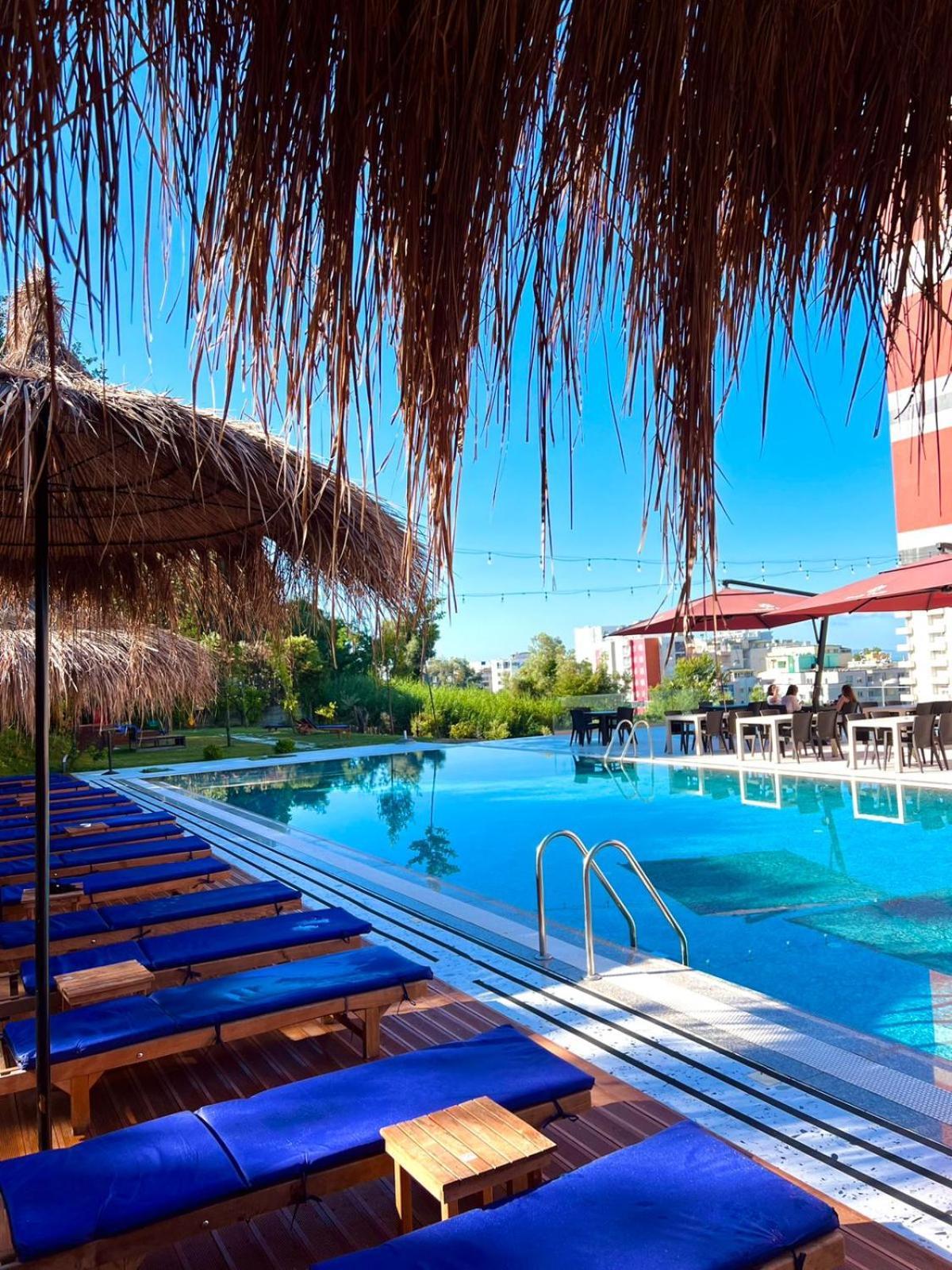 Olivia'S Hill Resort Kryemëdhej 외부 사진