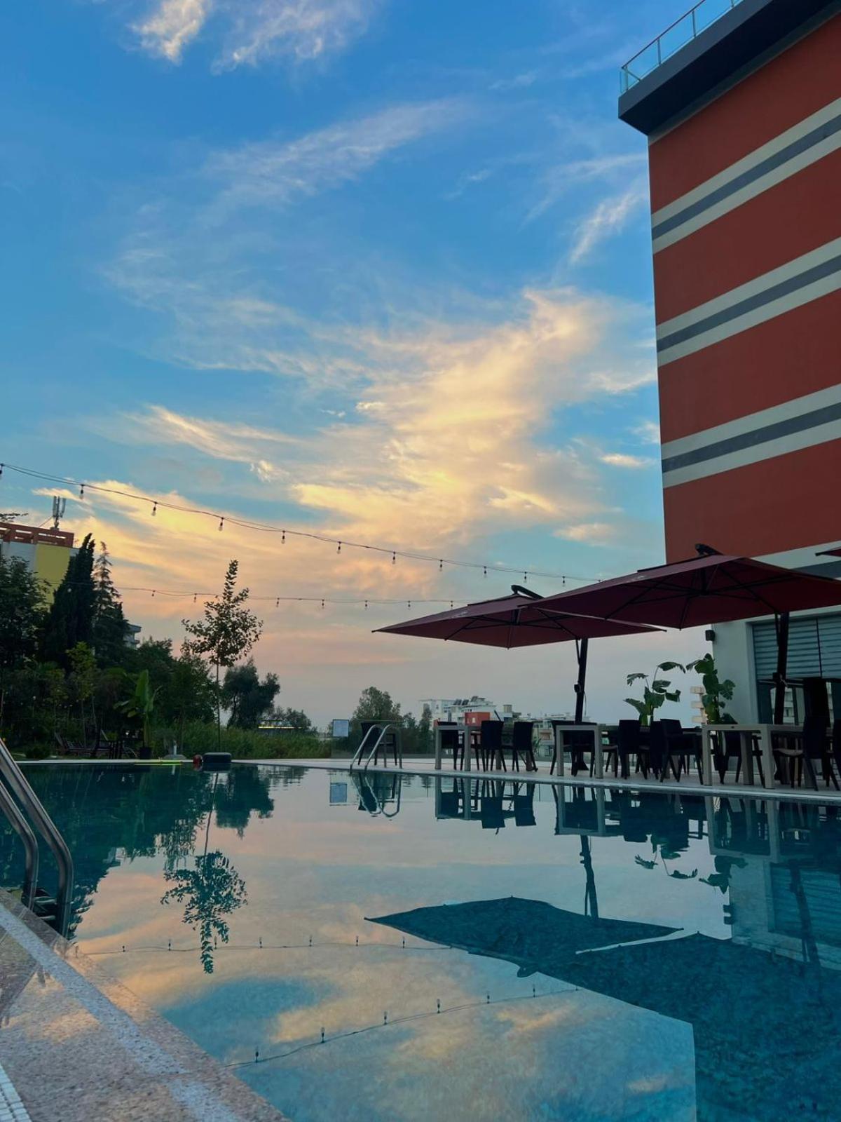 Olivia'S Hill Resort Kryemëdhej 외부 사진