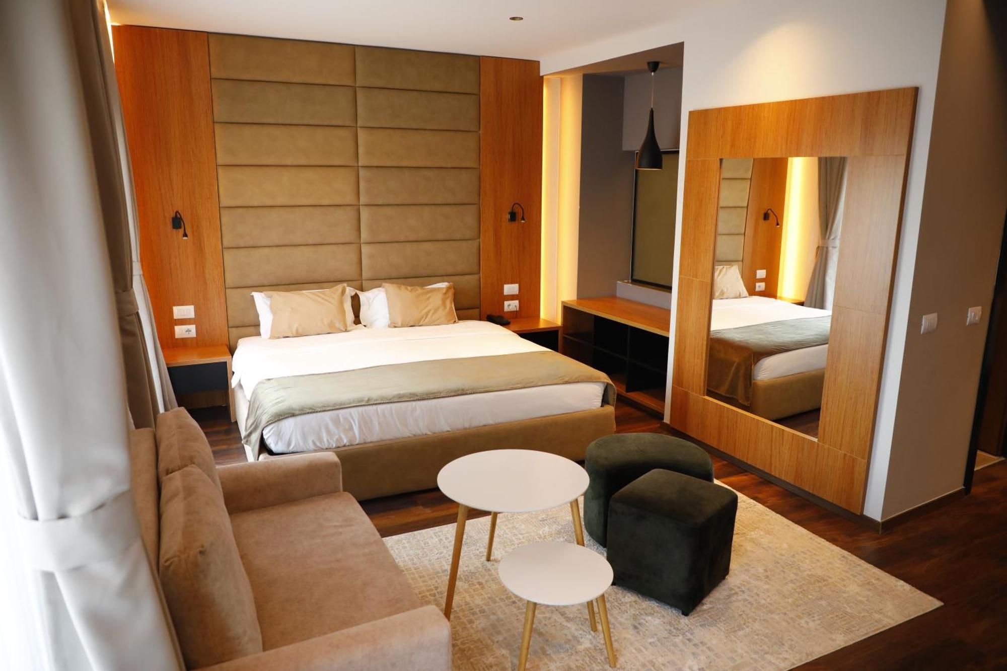 Olivia'S Hill Resort Kryemëdhej 외부 사진