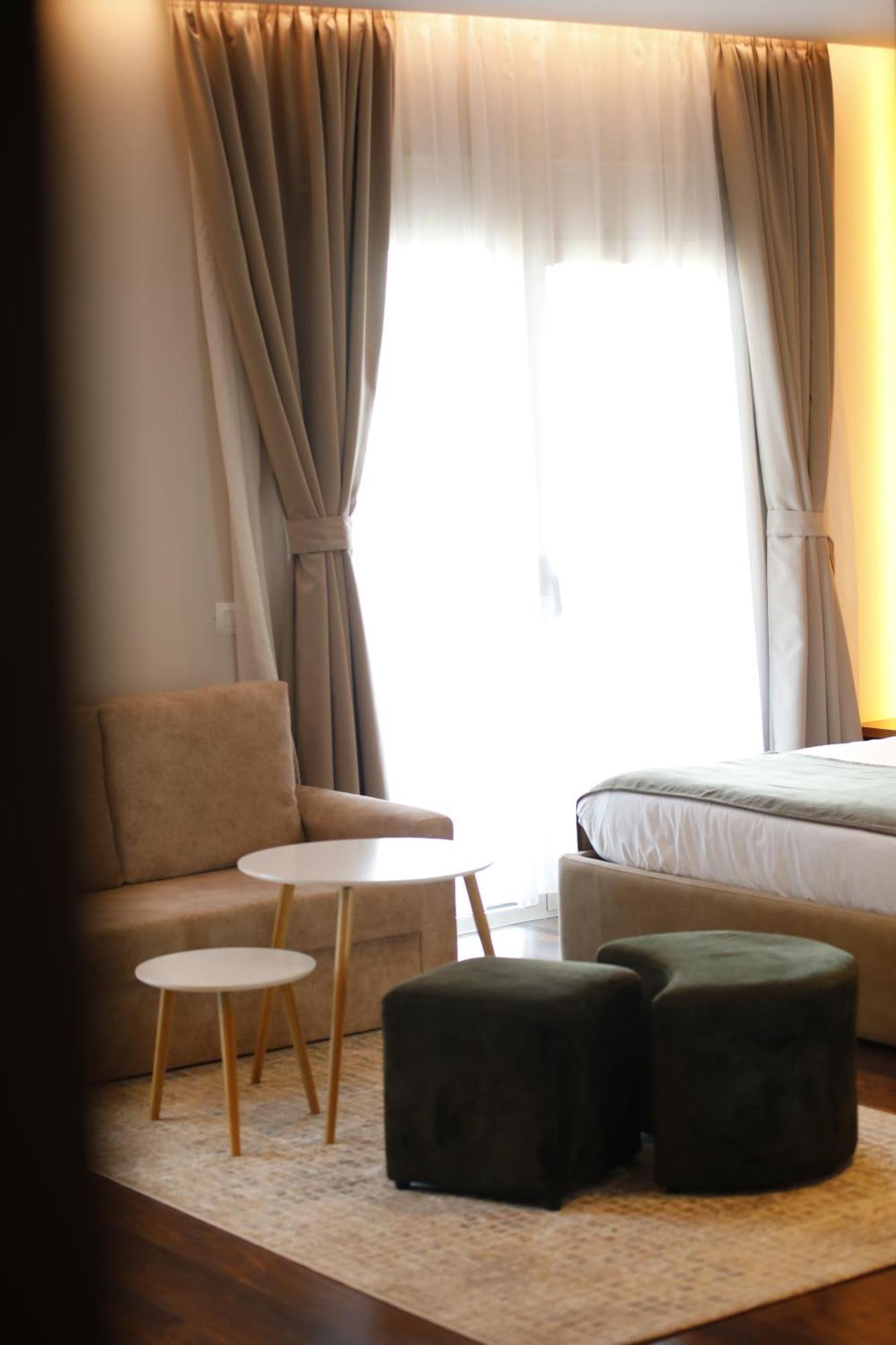 Olivia'S Hill Resort Kryemëdhej 외부 사진