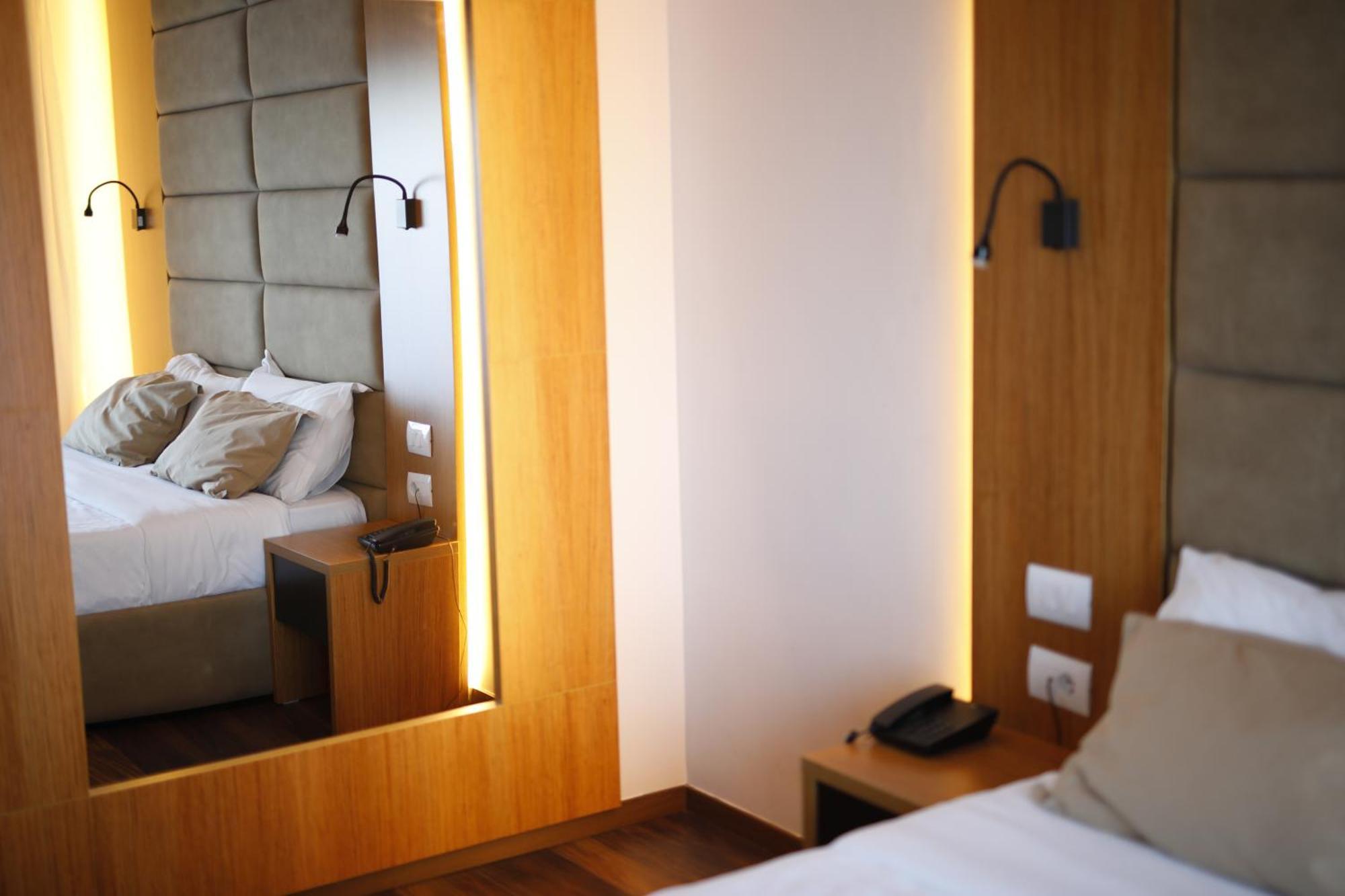 Olivia'S Hill Resort Kryemëdhej 외부 사진